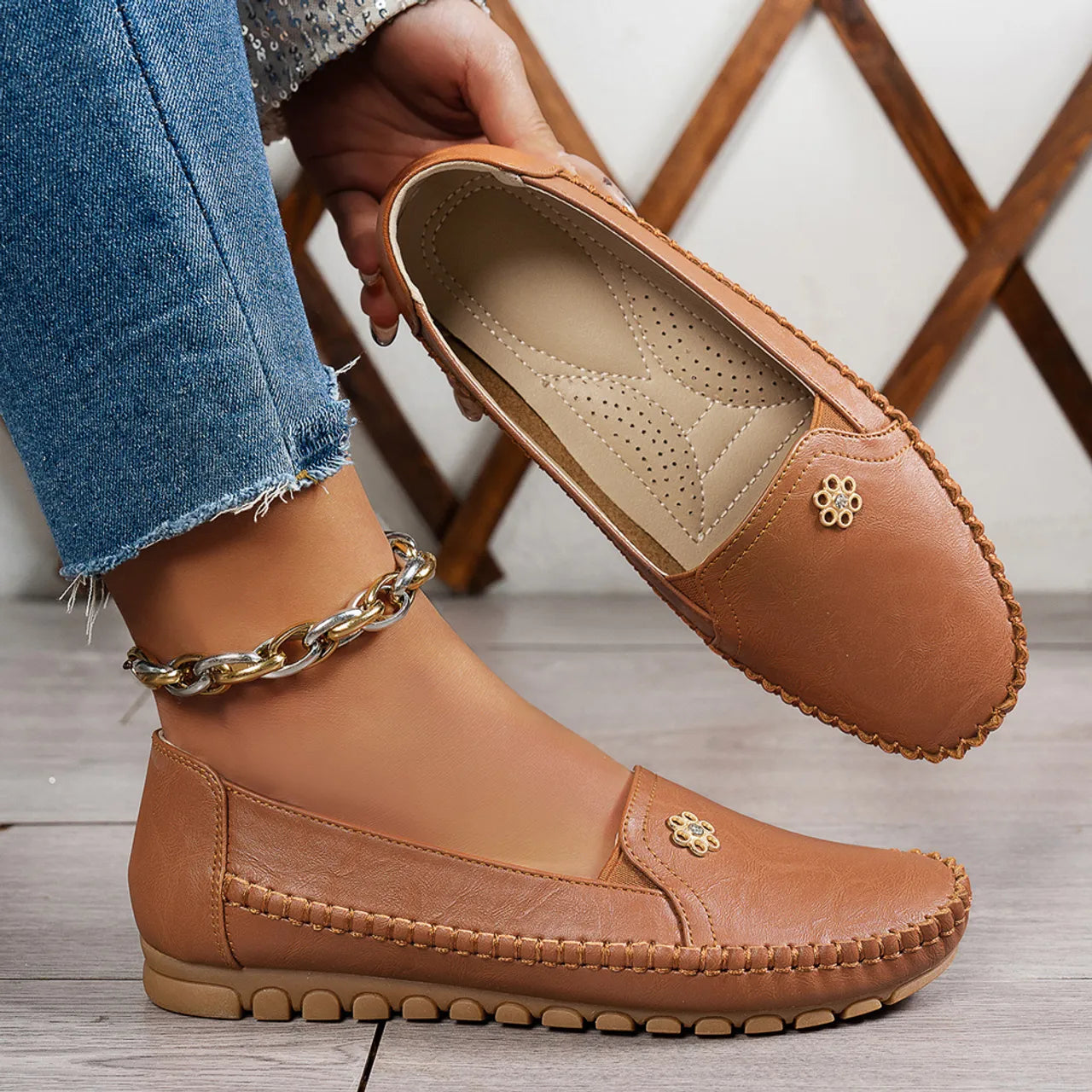 🔥Best Seller-Last Day Sale 60% OFF🔥 Orthopedic leather shoes, Lightweight, Anti-Slip for Women